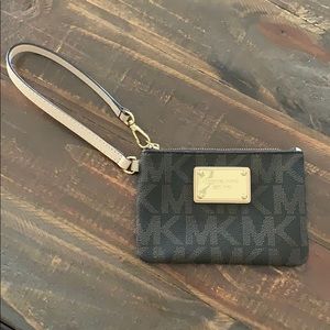Michael Kors Wristlet